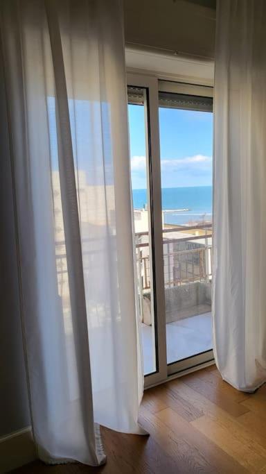 Bari Sul Mare Sea View Apartment Екстер'єр фото